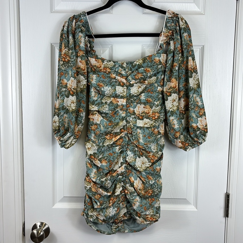 NWT Hello Molly Basque Country dress sage floral sz xs - Picture 13 of 15